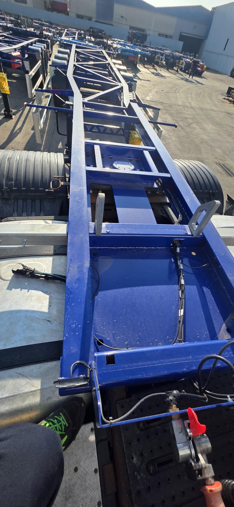 Portacontenedor 2026